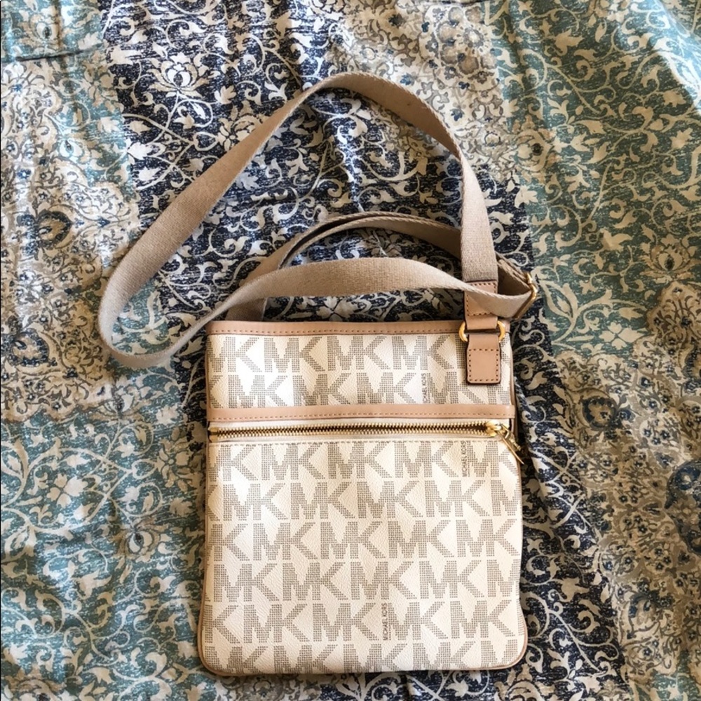Michael Kors (MK) Purse